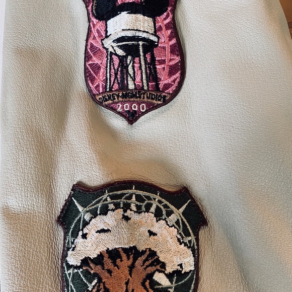 Disney Leather Jacket - Limited Edition 2000 - Picture 5 of 7